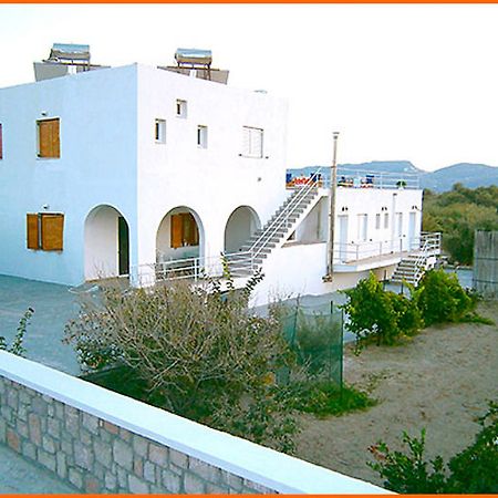 Iremia Rooms Adamantas  Buitenkant foto