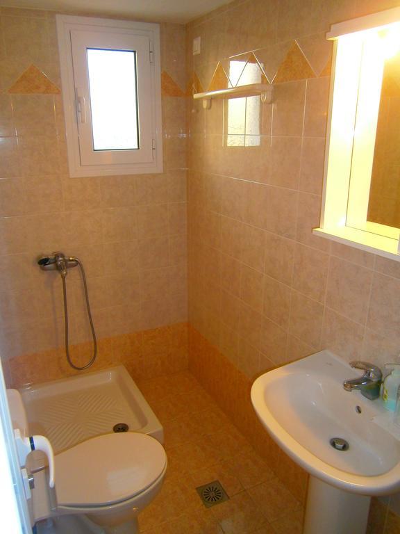 Iremia Rooms Adamantas  Buitenkant foto