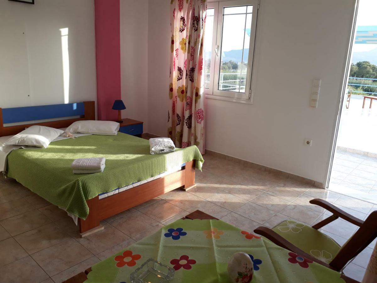 Iremia Rooms Adamantas  Buitenkant foto